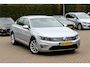 Volkswagen Passat 1.4 TSI GTE Connected Series / Trekhaak / CarPlay / Navigatie / Parkeerhlp V+A / 17'' / DAB / Cruise Control