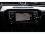 Volkswagen Passat 1.4 TSI GTE Connected Series / Trekhaak / CarPlay / Navigatie / Parkeerhlp V+A / 17'' / DAB / Cruise Control