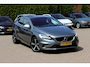Volvo V40 2.0 D2 Inscription R-Design / Camera / Leder&Alcantara / Keyless / 17'' / Dodehoek / Getint glas / Stoelverwarming / Cruise Control