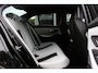 BMW M3 3-serie Competition / 360Camera / Carbon / Head-up / Keyless / Leder / 19'' / CarPlay / Dealer onderhouden / Stuur+Stoelverwarming / Dodehoek / DAB / ACC