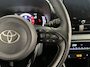 Toyota Yaris 1.5 Hybrid 115 Dynamic | Comfort Pack | Stoel/Stuur/Voorruitverwarming | BSM | Parkeersensoren voor/achter |