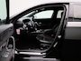Mercedes-Benz A-klasse 180 Business Solution AMG | Apple Carplay / Android Auto | Achteruitrijcamera | Parkeersensoren | Stoelverwarming |