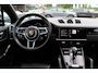 Porsche Cayenne 3.0 E-Hybrid / Panoramadak / Camera / Head-up / Leder / 21'' / Luchtvering / Bose / Sportuitlaat / Sportchrono / Stuur+Stoelverwamring / Dodehoek / DAB / ACC
