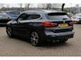 BMW X1 sDrive18i Executive Ed. M Sport / Trekhaak / Camera / Head-up / Alcantara / Navigatie / Sportstoelen / Getint glas / Cruise Control