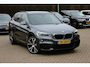 BMW X1 sDrive18i Executive Ed. M Sport / Trekhaak / Camera / Head-up / Alcantara / Navigatie / Sportstoelen / Getint glas / Cruise Control