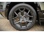 Land Rover Defender 110 2.0 P300 110 SE 7p. OrigNL 7-zits | Panodak!