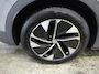 Volkswagen ID.4 Life 77 kWh Soh 90% Warmtepomp Trekhaak Stuur/Stoelverw