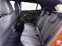 Peugeot e-2008 Allure Pack 50 kWh | Accu 94% | AppleCarplay/Android | Achteruitrijcamera | Stoelverwarming | Cruise control