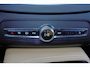Volvo XC90 T8 Recharge AWD Ultimate Bright - Luchtvering - Panorama/schuifdak - IntelliSafe Assist & Surround - 360º Camera - Bowers & Wilkins audio - Adaptieve LED koplampen - Parkeersensoren voor & achter - Elektr. bedienb. voorstoelen met geheugen - Geventileerde voorstoelen - Head up display - Draadloze tel. lader - Extra getint glas - 20' LMV