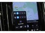 Volvo XC60 T8 Hybride AWD Ultra Black Edition | Panoramadak | Trekhaak | Stoel + Stuur Verwarmd | Camera | Apple CarPlay |