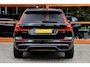 Volvo XC60 T8 Hybride AWD Ultra Black Edition | Panoramadak | Trekhaak | Stoel + Stuur Verwarmd | Camera | Apple CarPlay |