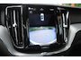 Volvo XC60 T8 Hybride AWD Ultra Black Edition | Panoramadak | Trekhaak | Stoel + Stuur Verwarmd | Camera | Apple CarPlay |