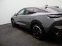 Peugeot 408 GT 1.2 Hybrid 145 e-DCS6 Tot 8 Jaar Garantie | Carplay | Camera 360* | PDC V+A | Stuurverwarming | Navigatie | Cruise Control Adaptief | 19" Lichtmetalen Velgen | Origineel NL!