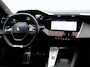 Peugeot 408 GT 1.2 Hybrid 145 e-DCS6 Tot 8 Jaar Garantie | Carplay | Camera 360* | PDC V+A | Stuurverwarming | Navigatie | Cruise Control Adaptief | 19" Lichtmetalen Velgen | Origineel NL!