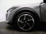 Peugeot 408 GT 1.2 Hybrid 145 e-DCS6 Tot 8 Jaar Garantie | Carplay | Camera 360* | PDC V+A | Stuurverwarming | Navigatie | Cruise Control Adaptief | 19" Lichtmetalen Velgen | Origineel NL!