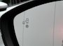 Peugeot 2008 1.2 Hybrid 136 GT | Panoramadak | Adaptive Cruise | Keyless Start- en Entry | Voor- en achteruitrijcamera | Dodehoek Sensoren | Voor- en achterbumpersensoren | Carplay | Navigatie | DAB+ |