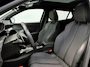 Peugeot 2008 1.2 Hybrid 136 GT | Panoramadak | Adaptive Cruise | Keyless Start- en Entry | Voor- en achteruitrijcamera | Dodehoek Sensoren | Voor- en achterbumpersensoren | Carplay | Navigatie | DAB+ |