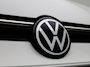 Volkswagen Golf 1.5 eHybrid Style Edition 204 PK| | SoH 100% | Panoramadak | Trekhaak Elektrisch | LED Matrix | Stoelverwarming | Stuurwielverwarming | ArtVelours Bekleding | Bestuurderstoel Met Geheugen