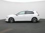 Volkswagen Golf 1.5 eHybrid Style Edition 204 PK| | SoH 100% | Panoramadak | Trekhaak Elektrisch | LED Matrix | Stoelverwarming | Stuurwielverwarming | ArtVelours Bekleding | Bestuurderstoel Met Geheugen