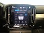 Volvo XC40 B4 Plus Dark |Schuifdak | Trekhaak | All Season banden|
