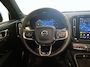Volvo XC40 B4 Plus Dark |Schuifdak | Trekhaak | All Season banden|