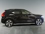Volvo XC40 B4 Plus Dark |Schuifdak | Trekhaak | All Season banden|