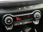 Kia Stonic 1.0 T-GDi DynamicPlusLine | Automaat | Cruise Control | Keyless Start- en Entry | Navigatie | Camera | Carplay | Climate Control |