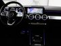 Mercedes-Benz GLB 200 Business Solution AMG | Panoramadak | Leder/alcantara | Memory Stoelverwarming | Adaptive cruise | Camera | Park assist | Sfeerverlichting | Carplay