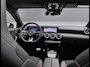Mercedes-Benz A-klasse 250 e AMG | Panoramadak | Dodehoekassistent | Privacy Glas Achter | Sfeerverlichting | Stoelverwarming | Parkeersensoren |