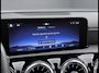 Mercedes-Benz A-klasse 250 e AMG | Panoramadak | Dodehoekassistent | Privacy Glas Achter | Sfeerverlichting | Stoelverwarming | Parkeersensoren |
