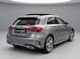 Mercedes-Benz A-klasse 250 e AMG | Panoramadak | Dodehoekassistent | Privacy Glas Achter | Sfeerverlichting | Stoelverwarming | Parkeersensoren |