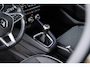 Renault Clio 1.0 TCe Intens | Dodehoekdetectie | DAB | CarPlay | 360graden camera | Lichtmetalen velgen 17" | Parkeersensoren voor & achter