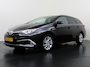 Toyota Auris Touring Sports 1.8I Hybrid Panoramadak Trekhaak Stoelverwarming Ecc Navi Bluetooth Pdc Lease pro Privacy Glas Lane Assist Regen-Lichtsensor Isofix Xenon Keyless Origineel Nederlandse Auto 345kg Trekgewicht