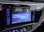 Toyota Auris Touring Sports 1.8I Hybrid Panoramadak Trekhaak Stoelverwarming Ecc Navi Bluetooth Pdc Lease pro Privacy Glas Lane Assist Regen-Lichtsensor Isofix Xenon Keyless Origineel Nederlandse Auto 345kg Trekgewicht