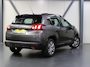 Peugeot 2008 SUV Blue Lion 110PK | 1ste Eigenaar | Lage kilometerstand! | 100% Dealeronderhouden | Navigatie | Airco | Cruise Control | Parkeersensoren | DAB+ radio | Bluetooth | AppleCarplay/AndroidAuto | Elektrisch inklapbare spiegels | 16" lichtmetalen velgen | Isofix |