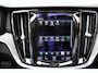 Volvo V60 B3 177PK Automaat Inscription | Trekhaak | ACC | Blis | Panoramadak | H&K | Camera | Stoelverwarming | Leder |
