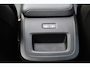 Volvo V60 B3 177PK Automaat Inscription | Trekhaak | ACC | Blis | Panoramadak | H&K | Camera | Stoelverwarming | Leder |