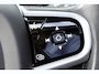 Volvo V60 B3 177PK Automaat Inscription | Trekhaak | ACC | Blis | Panoramadak | H&K | Camera | Stoelverwarming | Leder |