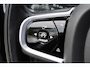 Volvo V60 B3 177PK Automaat Inscription | Trekhaak | ACC | Blis | Panoramadak | H&K | Camera | Stoelverwarming | Leder |