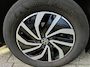 Volkswagen Polo 1.0 TSI 95pk Life Edition DSG Automaat / Navigatie by APP / LM 15 inch / Parkeersensoren / Camera / LED / Keyless Garantie t/m 18/10 2028 / max 100.000km