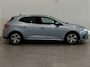 Renault Megane 1.3 TCe Intens | Trekhaak 1.650 KG Trekgewicht | Stoel- & Stuurverwarming | Parkeersensoren voor en achter | Apple Carplay & Android Auto