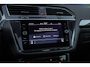 Volkswagen Tiguan 1.5 TSI Elegance | Trekhaak | Panodak | Cruise adaptief | Camera | Stoel+stuur verwarming | Matrix led | Elektrisch bedienbare achterklep | Achteruitrijcamera | Cruise control adaptief met Stop&Go | Elektrisch bedienbare achterklep met sensorsturing