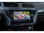 Volkswagen Tiguan 1.5 TSI Elegance | Trekhaak | Panodak | Cruise adaptief | Camera | Stoel+stuur verwarming | Matrix led | Elektrisch bedienbare achterklep | Achteruitrijcamera | Cruise control adaptief met Stop&Go | Elektrisch bedienbare achterklep met sensorsturing