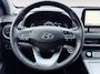 Hyundai Kona Electric EV Fashion 64 kWh | Zeer nette auto | 100 % SOH | Stoelverwarming | Navigatie | Apple CarPlay & Android Auto | Achteruitrijcamera | Dealer onderhouden |