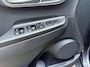 Hyundai Kona Electric EV Fashion 64 kWh | Zeer nette auto | 100 % SOH | Stoelverwarming | Navigatie | Apple CarPlay & Android Auto | Achteruitrijcamera | Dealer onderhouden |