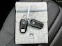 Citroën E-C4X Ë-C4 X Shine 50 kWh 136pk | Accu 96% | Navigatie | Achteruitrijcamera | Half Lederen comfortstoelen | Climate Control | Adaptieve Cruise Control | Full Led koplampen | Winterpakket | Head-up display | Parkeersensoren v+a | Keyless | Dodehoeksensor | Apple Carplay / Android Auto | Bluetooth | DAB+ radio | Donker getint glas | 18" lichtmetalen velgen |