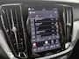 Volvo V60 T6 350PK Plug-in hybrid AWD Plus Dark | BLIS | Trekhaak  | H&K | ACC | Elektr. Stoelen | 360 Camera | voorruitverwarm. | Keyless |