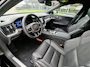 Volvo V60 T6 350PK Plug-in hybrid AWD Plus Dark | BLIS | Trekhaak  | H&K | ACC | Elektr. Stoelen | 360 Camera | voorruitverwarm. | Keyless |
