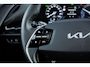 Kia Niro EV E-NIRO Dynamic+ Line 64.8 kWh Panoramadak | luxe ledere bekleding | Stoelverwarming | Stuurverwarming | Camera | Adaptive cruise | Pdc