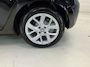 Renault Clio 0.9 TCe Limited Navigatie / Lichtmetalen velgen / NL auto / Armsteun / Dealer onderhouden / Airco / Parkeersensoren achter